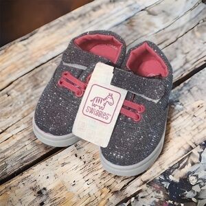 Swiggles Gray Sparkle Velcro Sneakers NWT Kids Sz 5 6